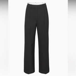 Aritzia The Effortless Pant